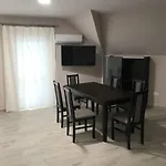 B&B Lobarat Panzio 체르젝토마