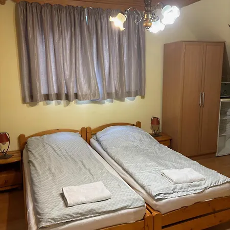 B&B Lobarat Panzio