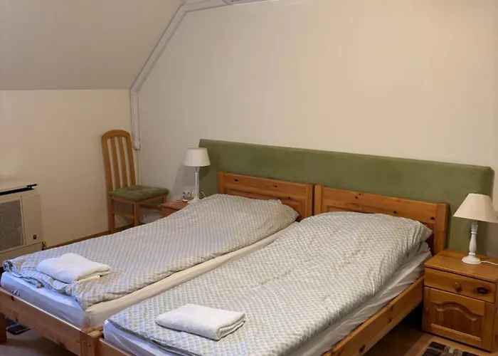 Lobarat Panzio B&B